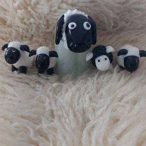 Art Glass Sheep Paperweight Juliana Objects D’ Arts Collection Black White
